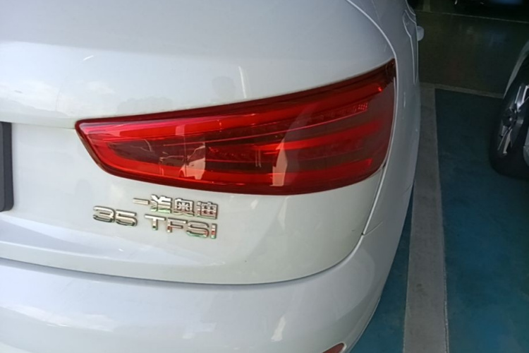Audi Q3 2015 #8 Audi Q3 2015 car image #8