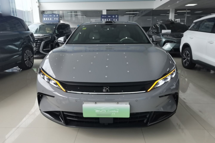 BYD Han 2025 car image #3