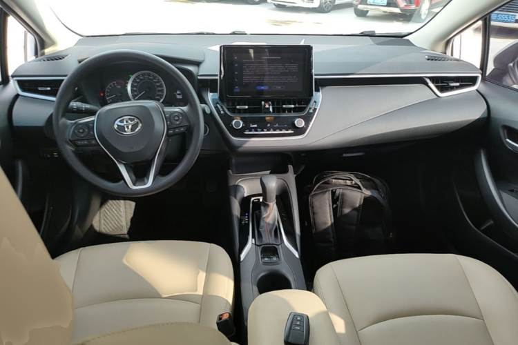 Toyota Corolla 2023 car image #10