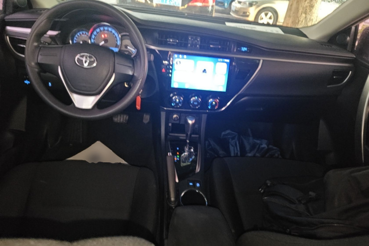 Toyota Corolla 2017 car image #10