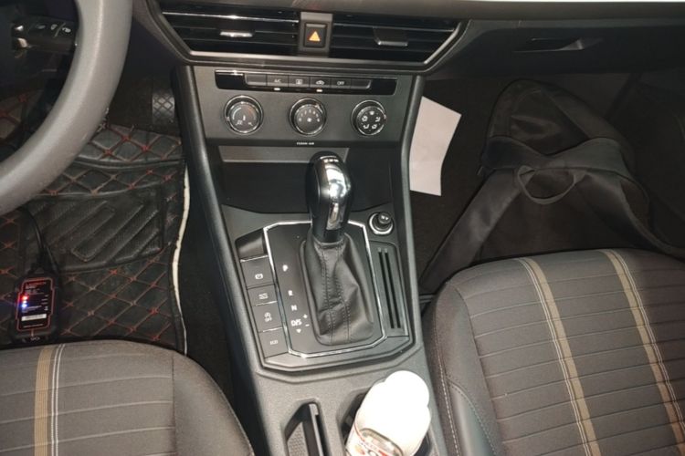 Volkswagen Lavida 2019 #14 Volkswagen Lavida 2019 car image #14
