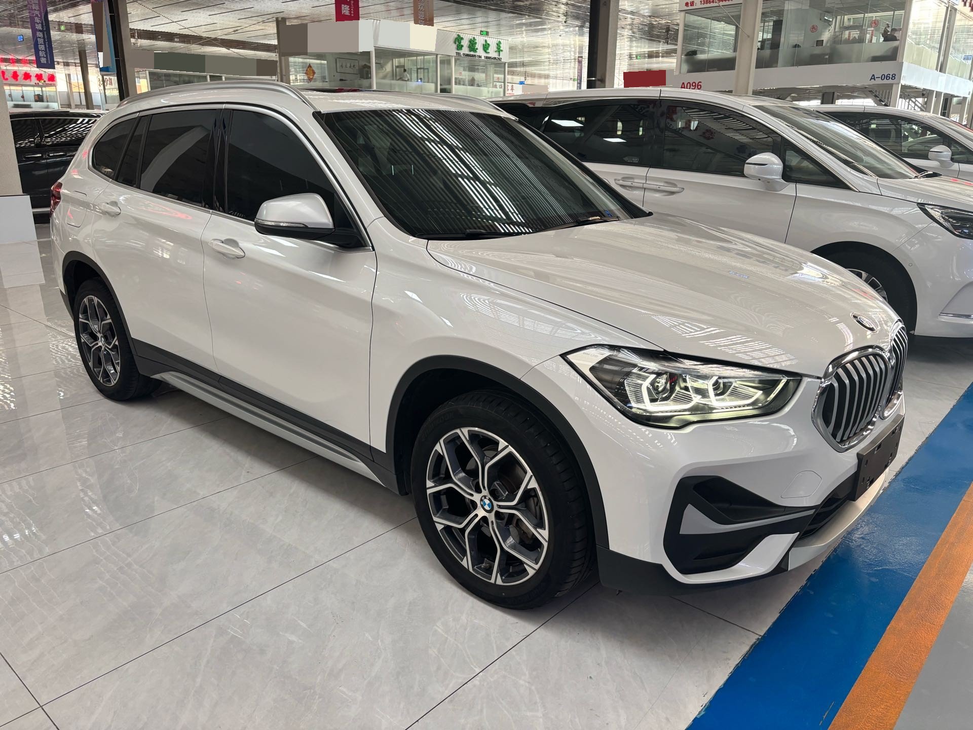 BMW X1 2023 #2 BMW X1 2023 صورة سيارة #2