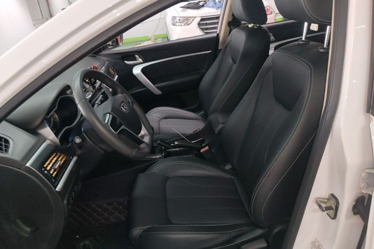 GEELY Emgrand 2018 car image #15