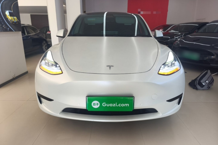 Tesla Model Y 2022 #3 Tesla Model Y 2022 immagine di auto #3