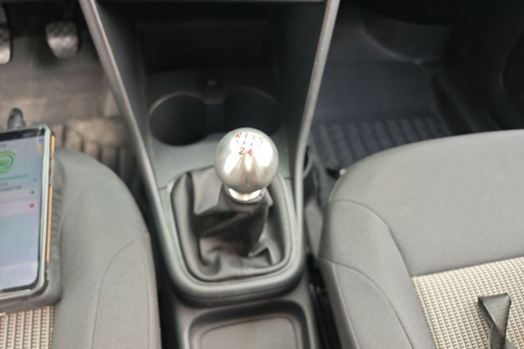 Volkswagen Polo 2017 #14 Volkswagen Polo 2017 car image #14