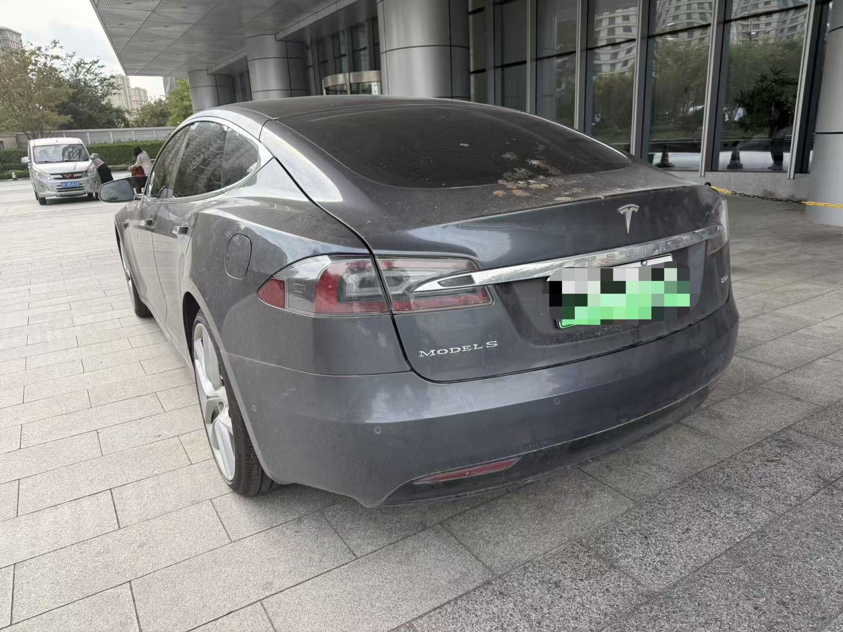 Tesla Model S 2019 car image #5