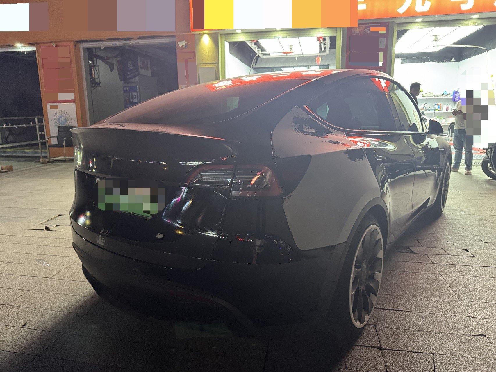 Tesla Model Y 2023 #4 Tesla Model Y 2023 immagine di auto #4