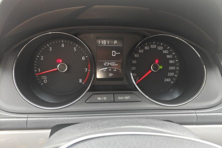 Volkswagen Lavida 2016 car image #8