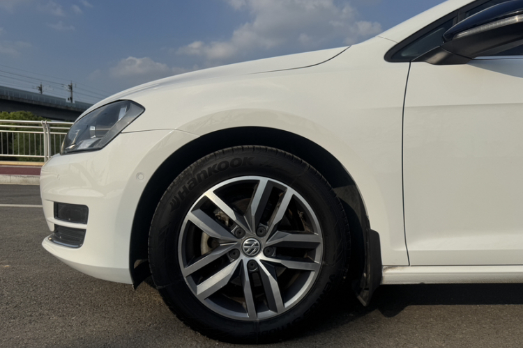 Volkswagen Golf 2017 imagen de coche #9