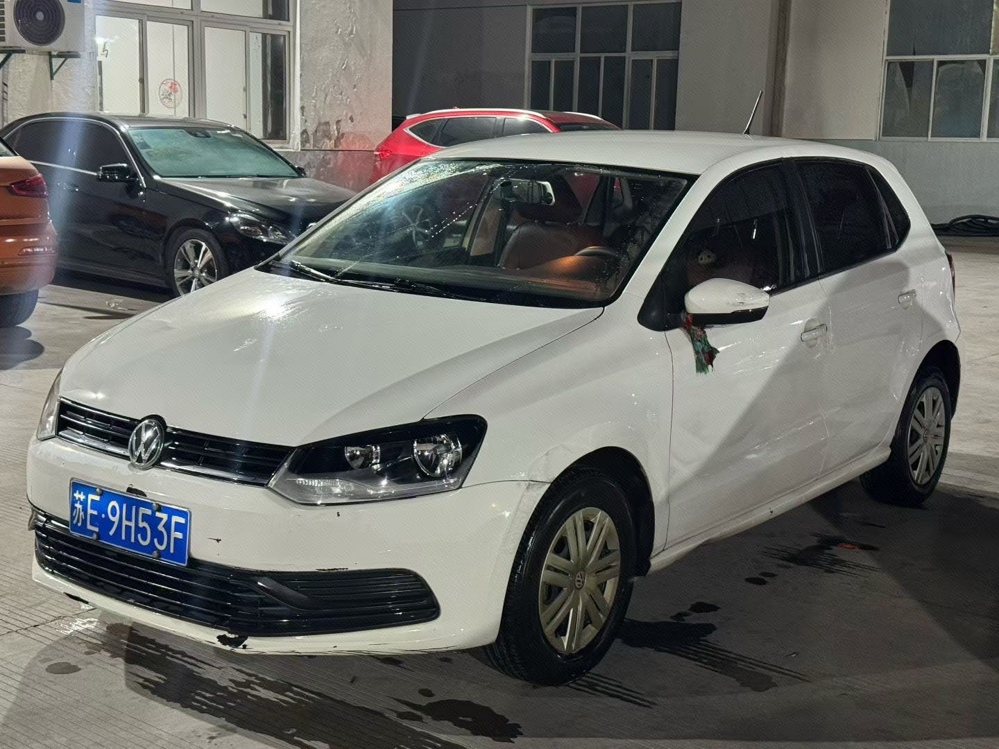 Volkswagen Polo 2015 Volkswagen Polo 2015 immagine di auto