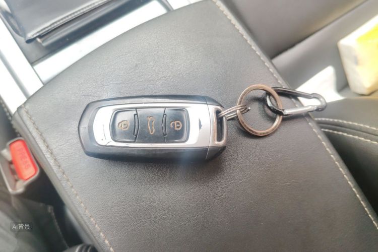 GEELY Emgrand 2018 car image #10