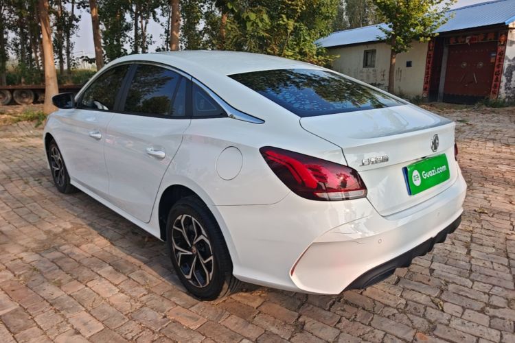 MG 5 2024 car image #5