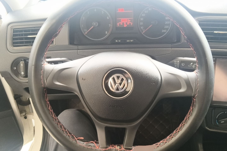 Volkswagen Santana 2021 car image #11
