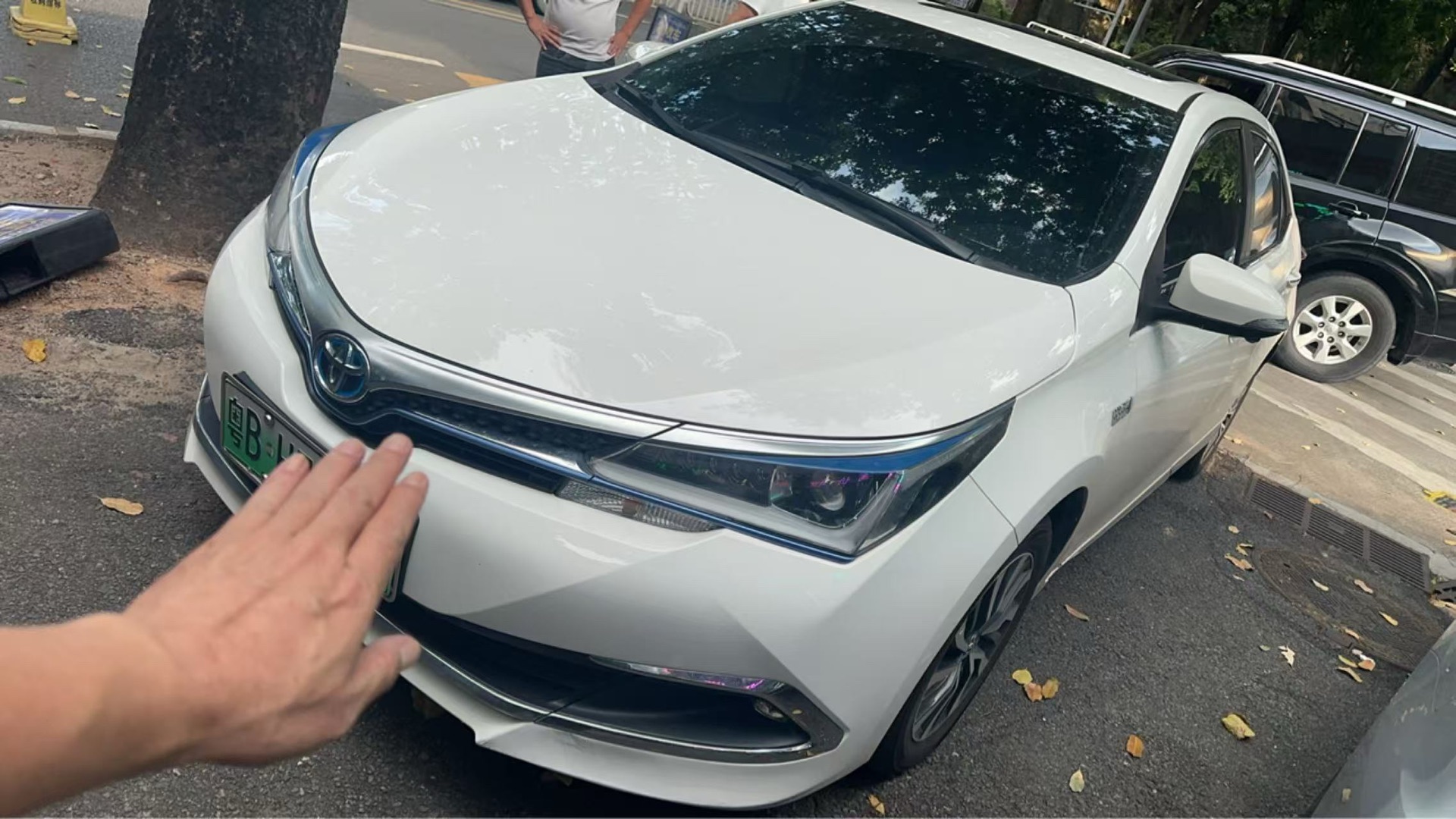 Toyota Corolla Hybird E+ 2019 car image #2
