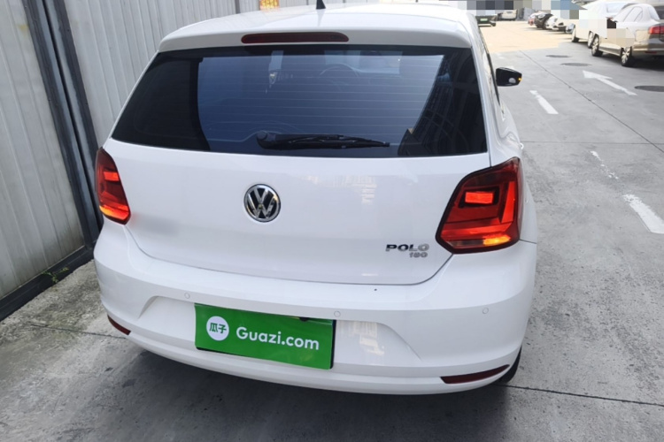 Volkswagen Polo 2019 car image #6