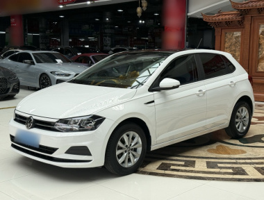 Volkswagen Polo 2022 صورة سيارة 