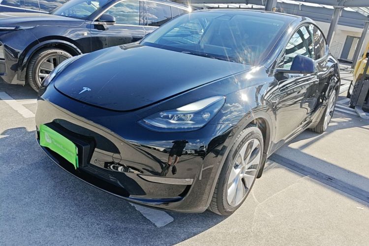 Tesla Model Y 2022 #2 Tesla Model Y 2022 car image #2
