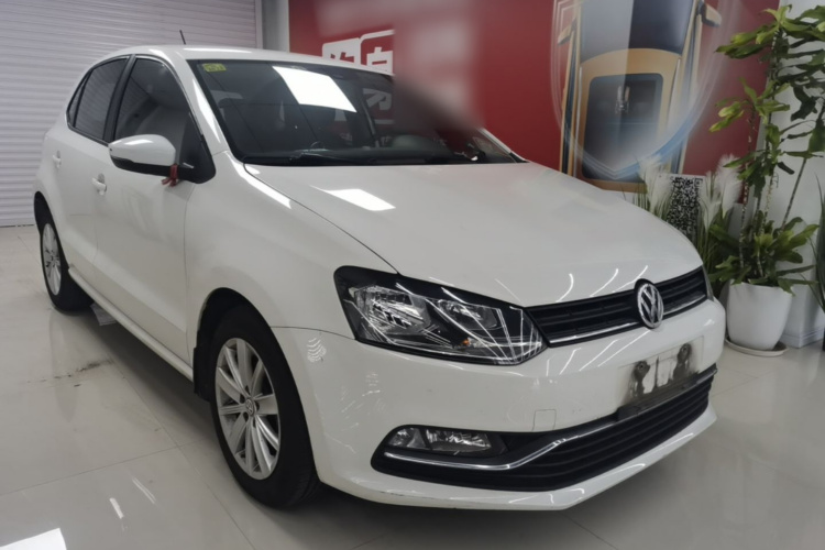 Volkswagen Polo 2015 #4 Volkswagen Polo 2015 car image #4