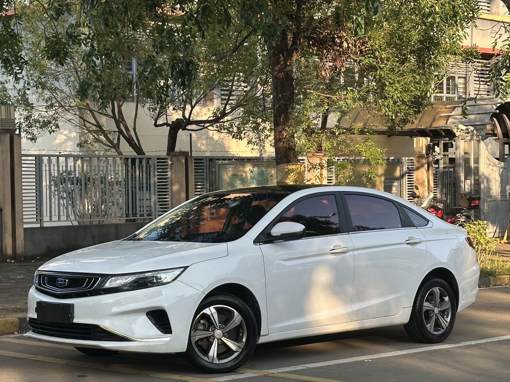 GEELY Emgrand GL 2018 GEELY Emgrand GL 2018 car image