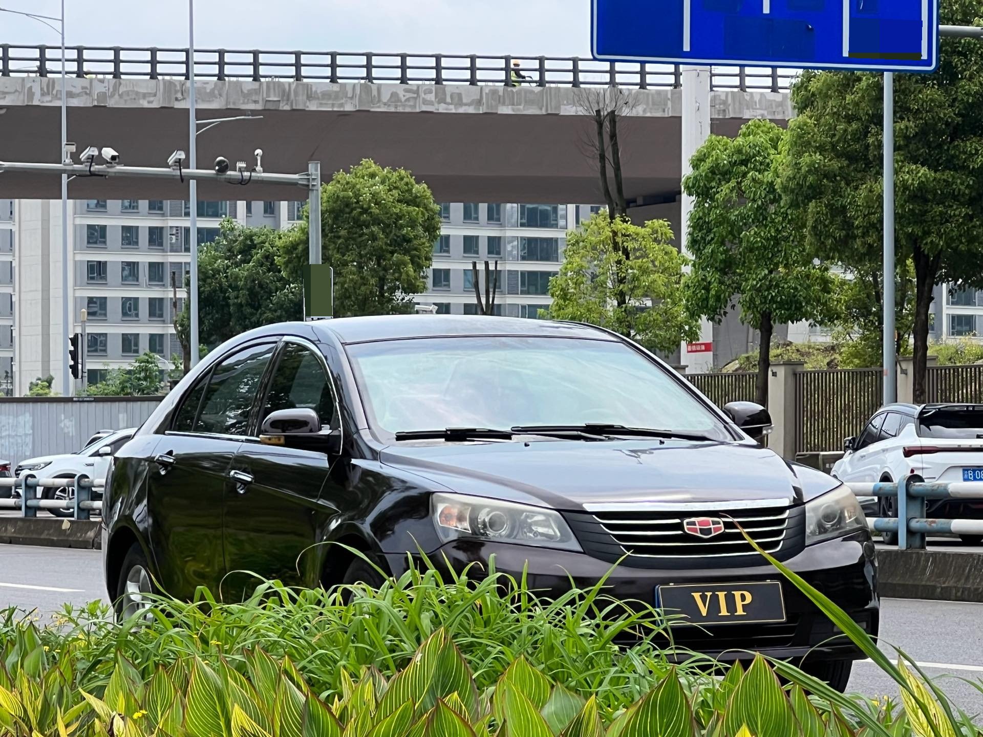 GEELY Emgrand 2014 immagine di auto #3