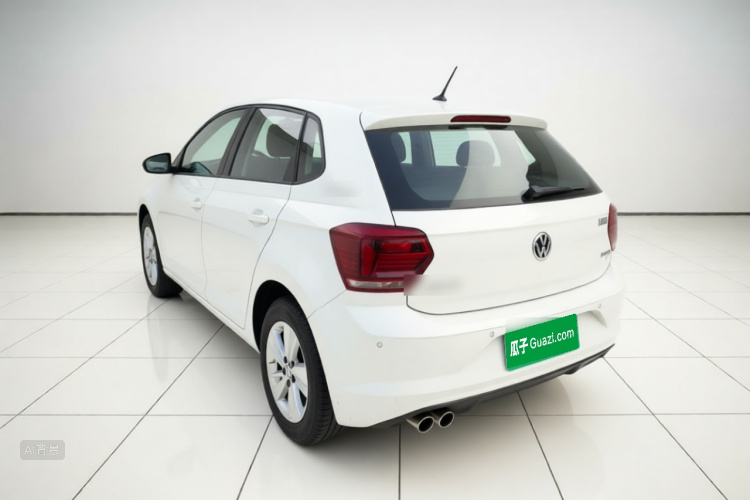 Volkswagen Polo 2021 car image #5