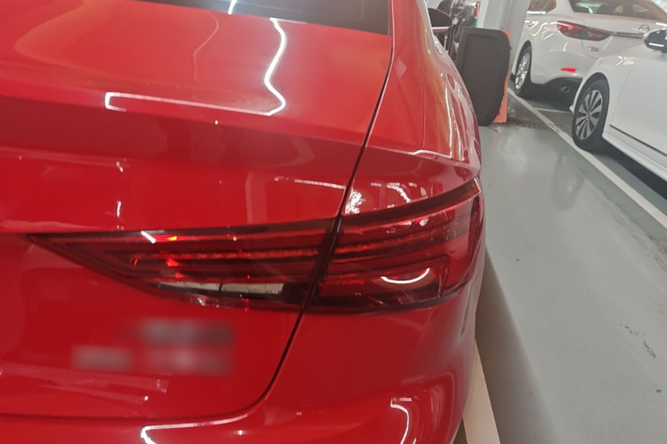 Audi A3 2018 car image #8