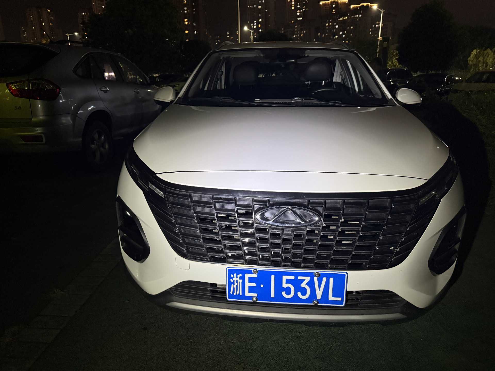 Chery Tiggo 3x 2023 car image #2