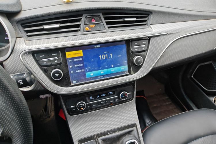 GEELY Emgrand GS 2017 #15 GEELY Emgrand GS 2017 car image #15