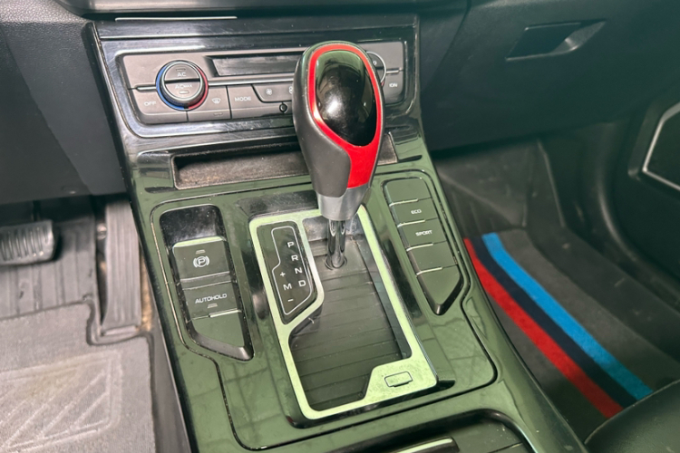 GEELY Emgrand GS 2020 #29 GEELY Emgrand GS 2020 car image #29