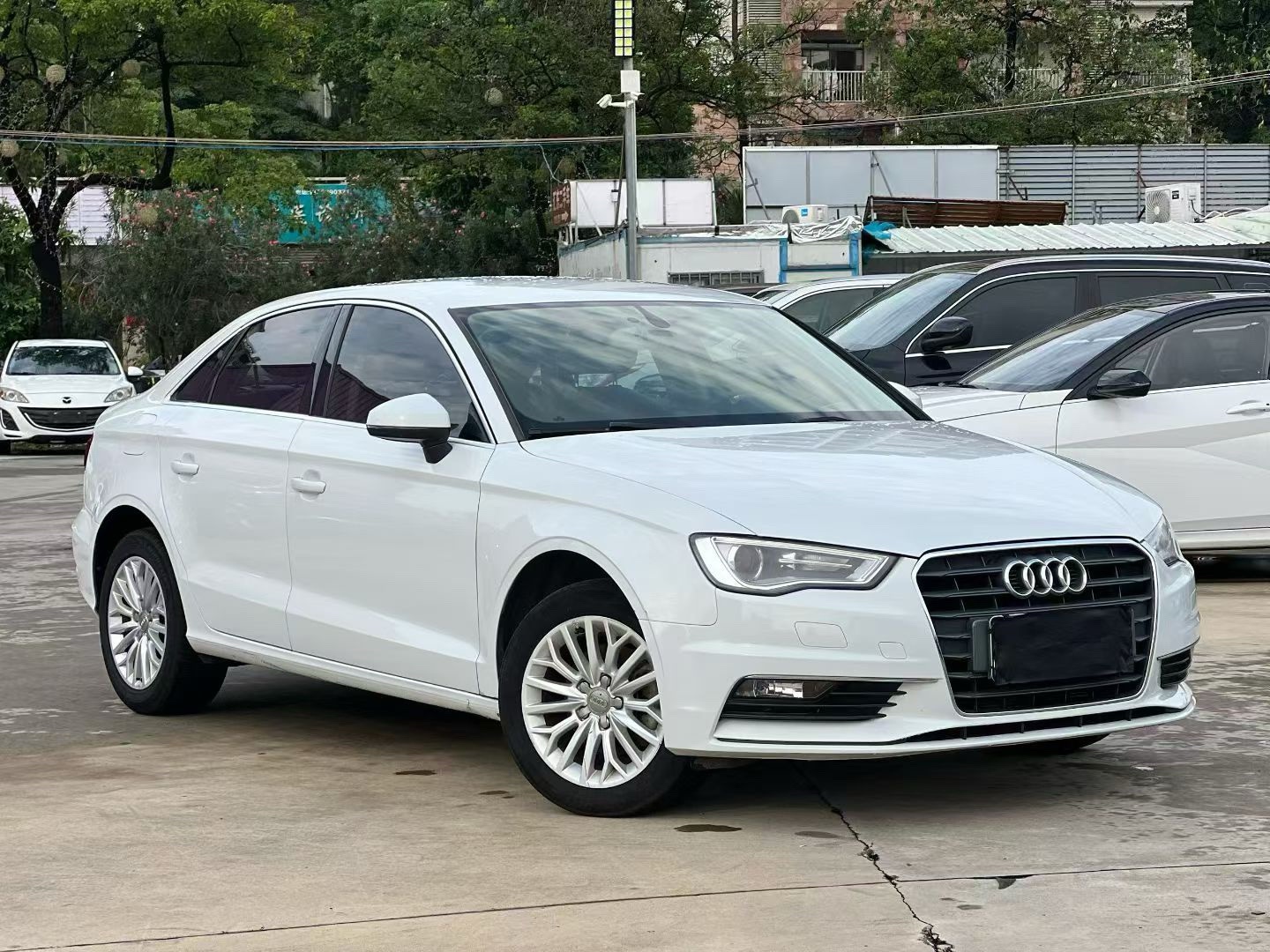 Audi A3 2015 car image #9