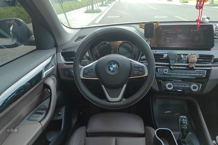 BMW X1 2022 car image #12