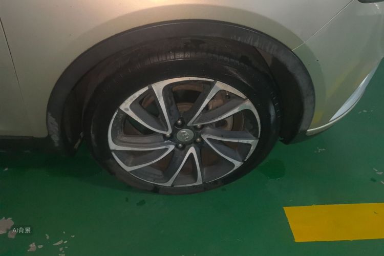 GEELY Emgrand GS 2016 car image #9