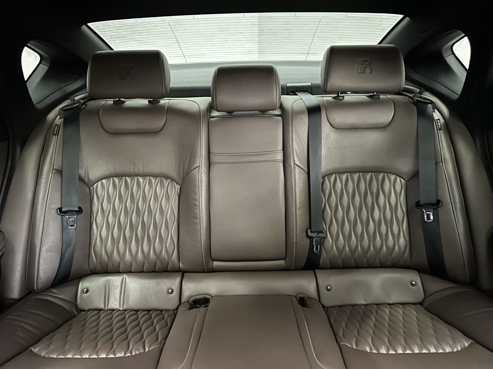 BYD Han 2023 car image #13
