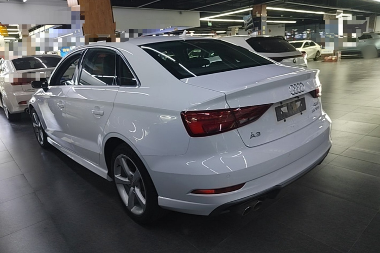 Audi A3 2018 صورة سيارة #7