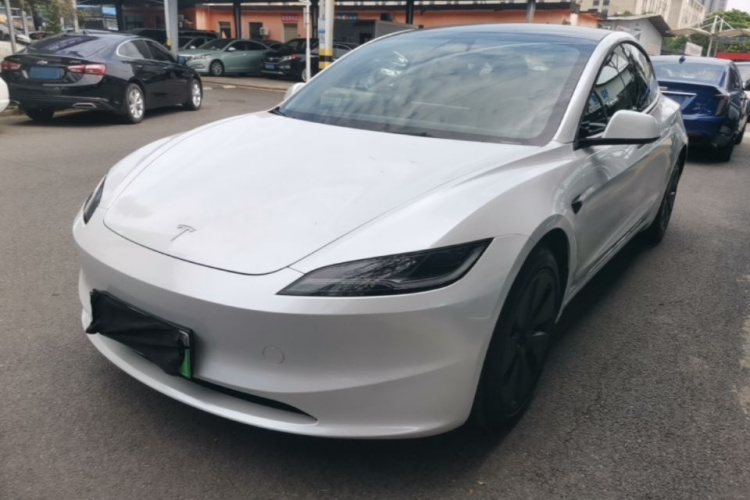 Tesla Model 3 2023 #2 Tesla Model 3 2023 car image #2