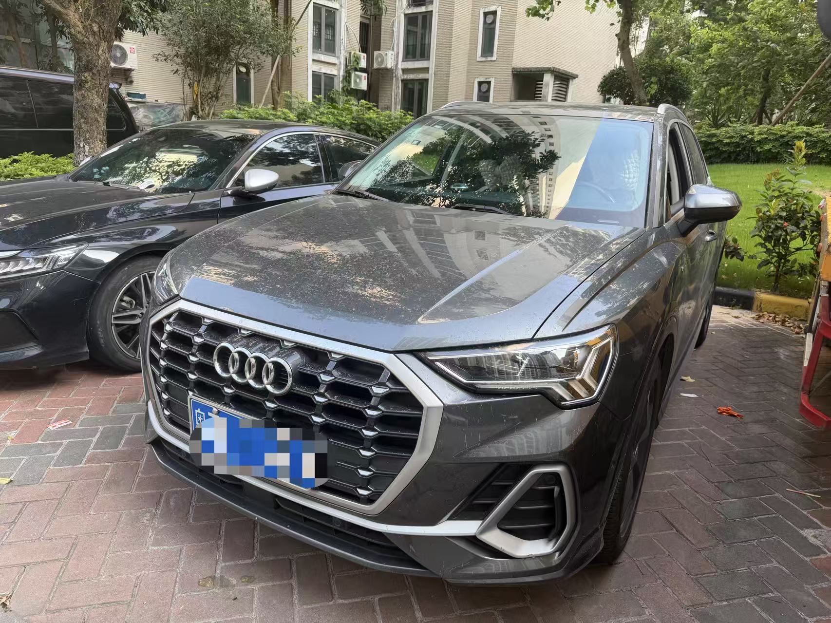 2022 immagine di auto 