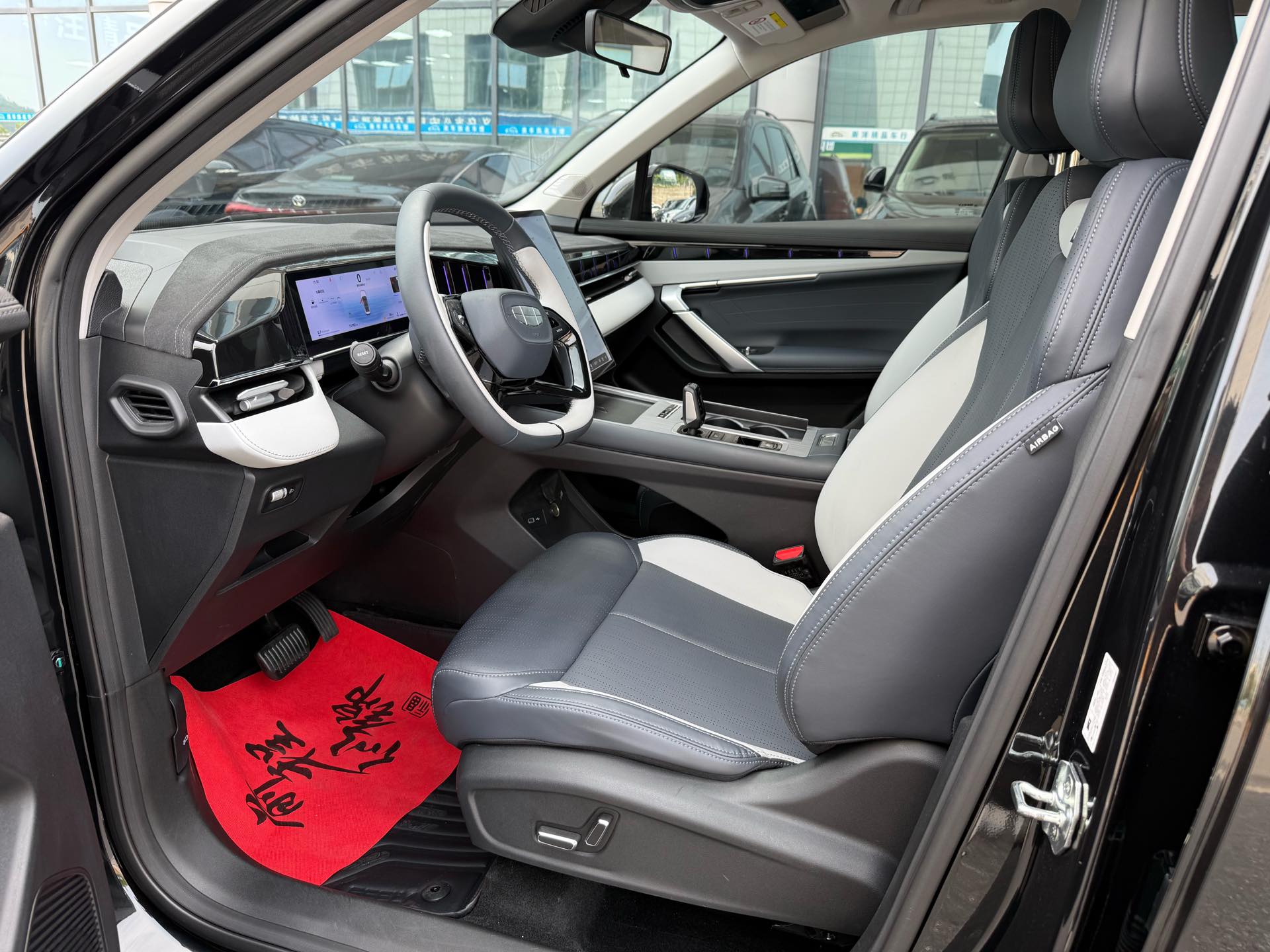 GEELY Boyue L 2024 car image #7