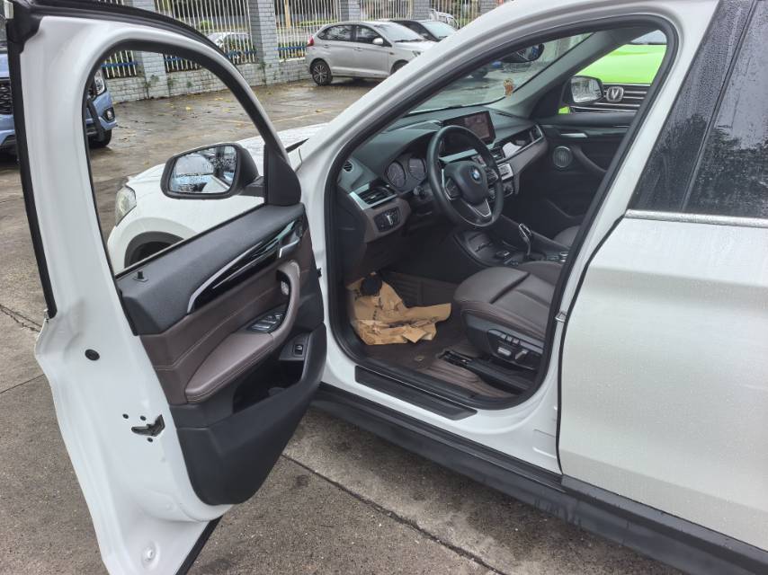 BMW X1 2021 car image #4