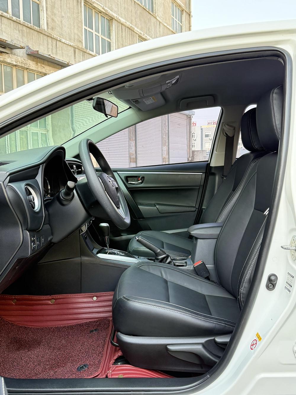 Toyota Corolla 2017 #14 Toyota Corolla 2017 car image #14
