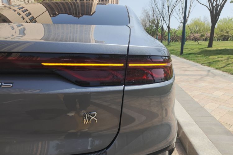 BYD Han 2023 imagen de coche #8