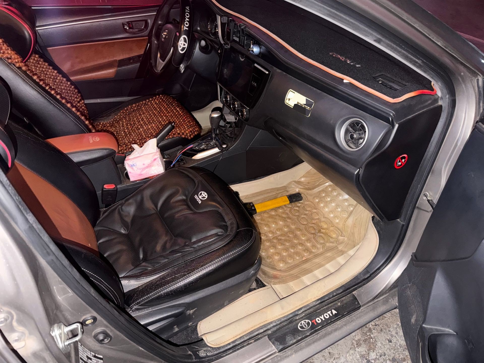 Toyota Corolla 2019 #14 Toyota Corolla 2019 car image #14