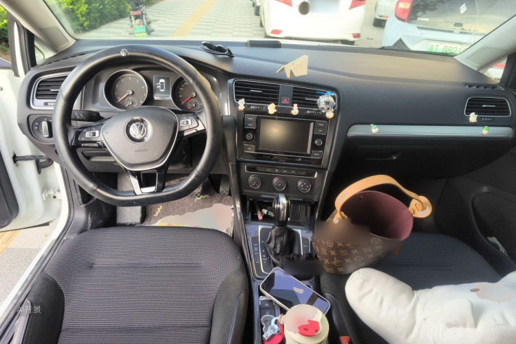 Volkswagen Golf 2018 #11 Volkswagen Golf 2018 car image #11