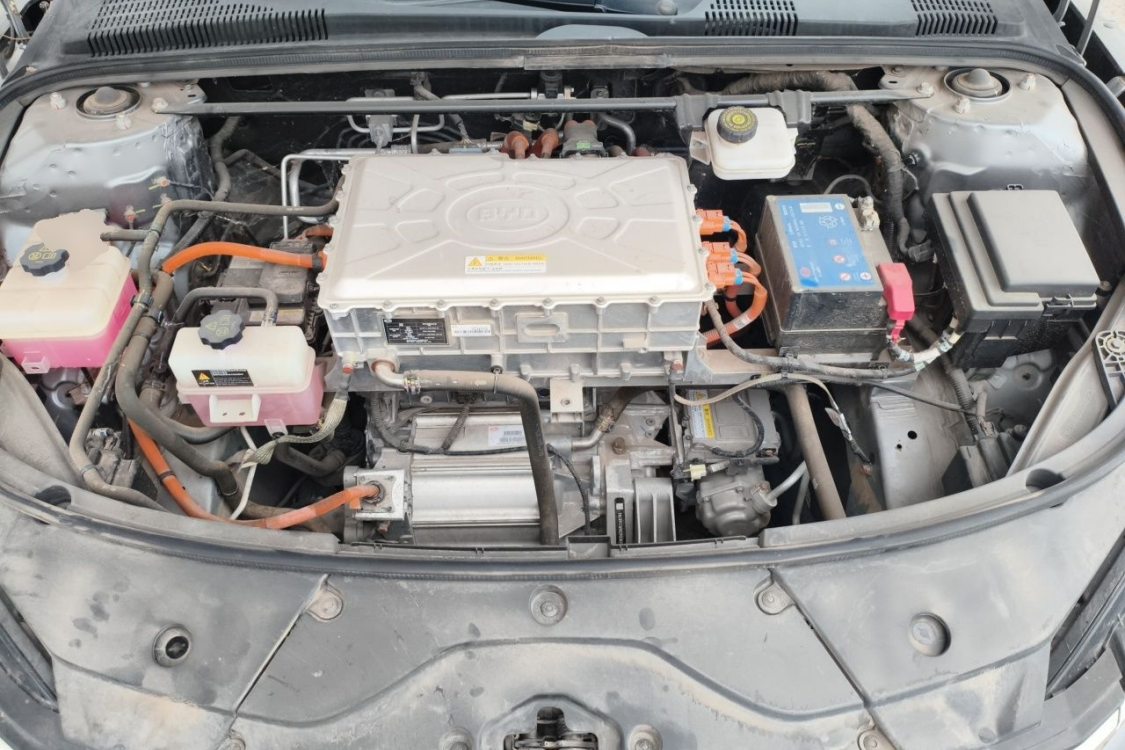 BYD Han 2022 car image #10