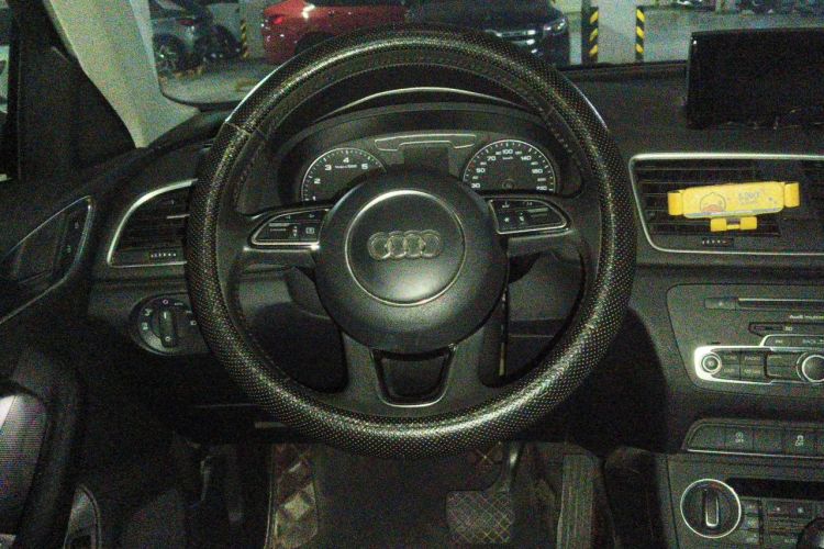 Audi Q3 2018 #11 Audi Q3 2018 car image #11