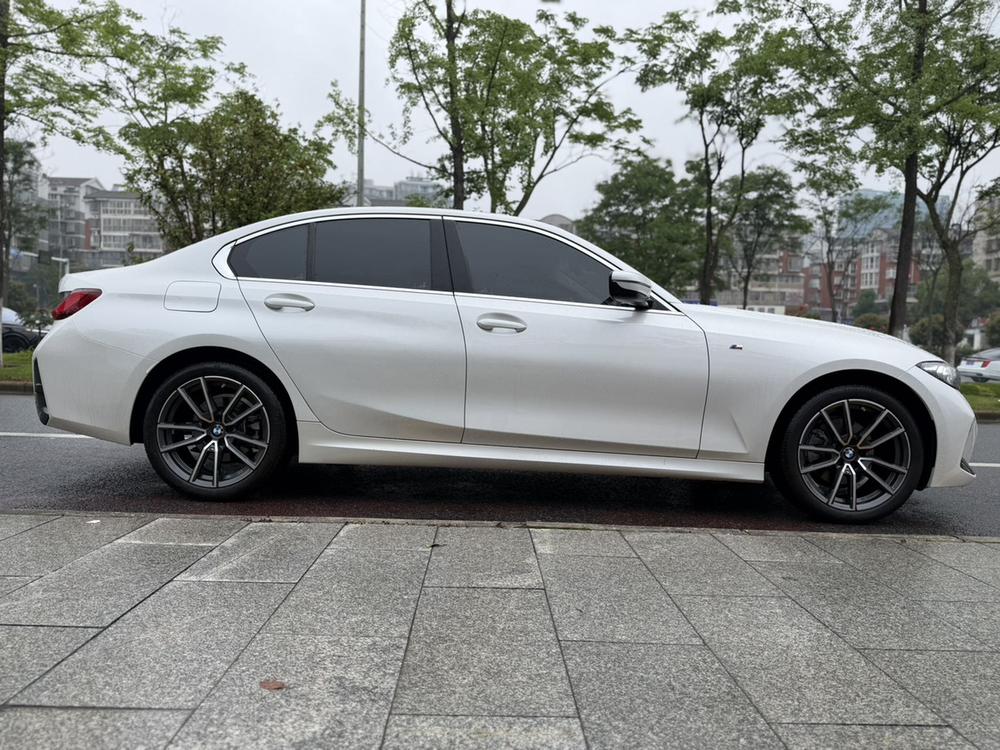 BMW 3 Series 2023 #8 BMW 3 Series 2023 car image #8