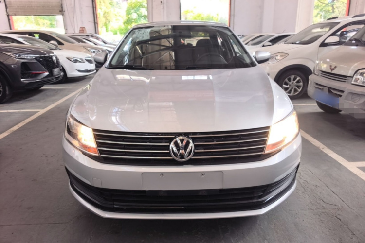 Volkswagen Lavida 2017 car image #3