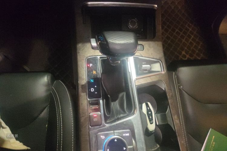 Jetour X70 PLUS 2020 #16 Jetour X70 PLUS 2020 immagine di auto #16