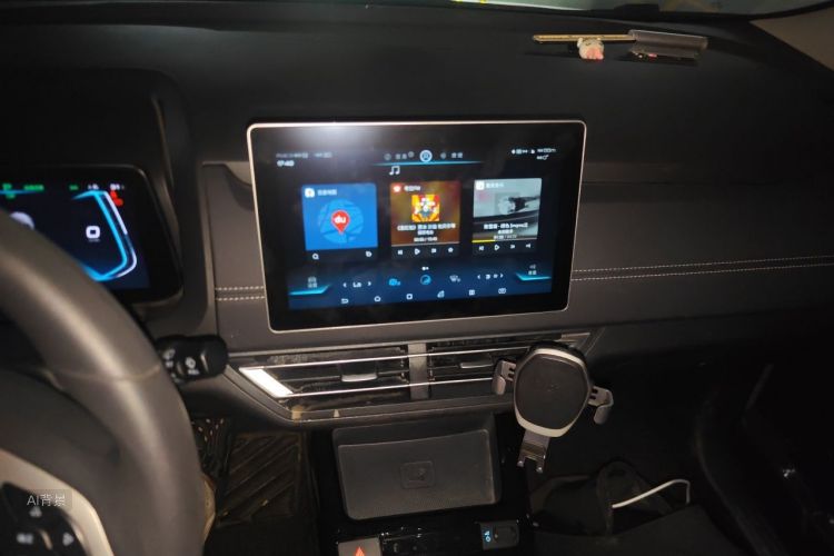 BYD Yuan New Energy 2019 car image #15