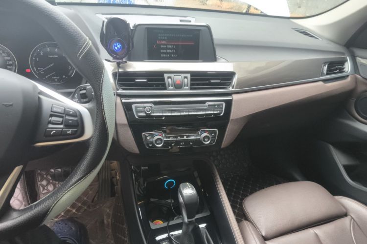 BMW X1 2018 car image #13