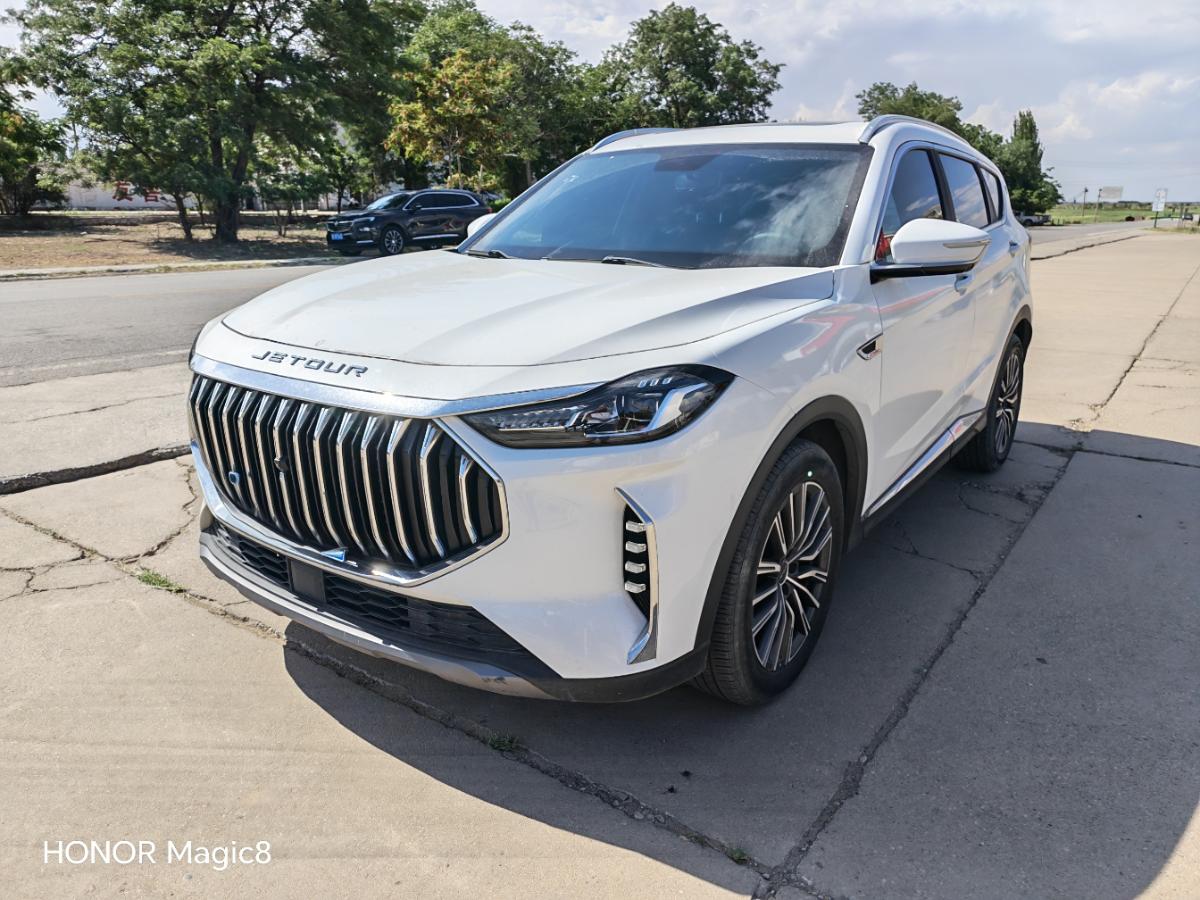 Jetour X70 PLUS 2023 car image #2